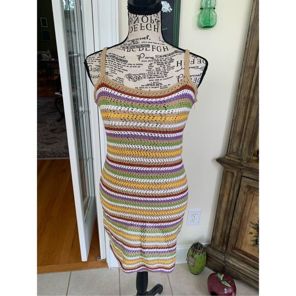 With Love Crochet Dress - Picture 4 of 8